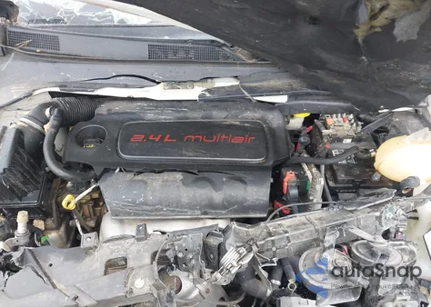 2018 Jeep Compass Latitude 4X4 из США, поврежденный, VIN 3C4NJDBB2JT248974